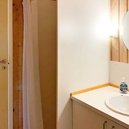 6 Person Holiday In Oksb L Vakantiehuis Oksbøl